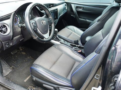 Used 2017 Toyota Corolla SE FWD image 8