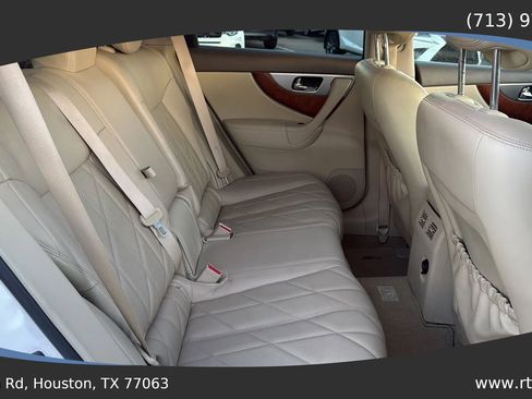 Used 2015 INFINITI QX70 3.7 w/ Premium Package image 29