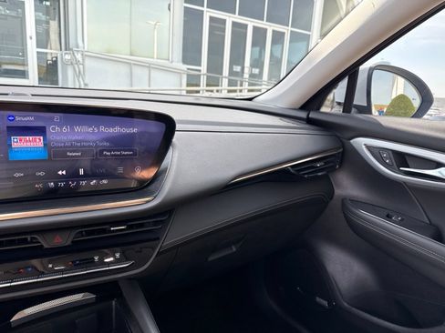 Used 2024 Buick Envision Avenir AWD/4WD image 27