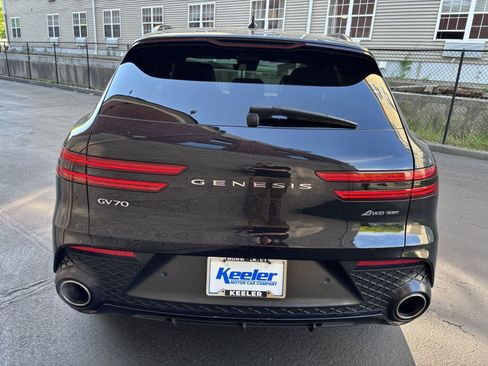 Used 2023 Genesis GV70 3.5T Sport w/ Sport Prestige Package AWD/4WD image 4