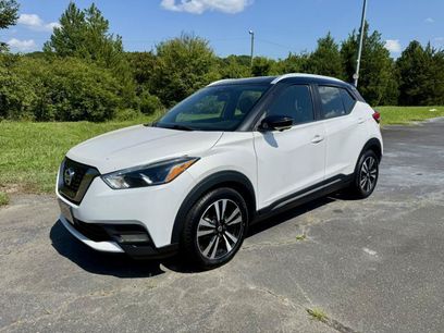 Used 2020 Nissan Kicks SR