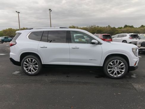 New 2026 GMC Acadia Denali w/ Super Cruise Package image 11