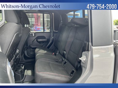 Used 2021 Jeep Gladiator Rubicon AWD/4WD image 34