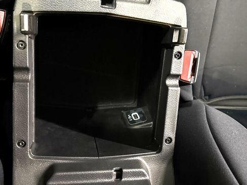 Used 2022 Jeep Gladiator Sport image 21