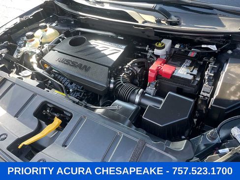 Used 2024 Nissan Rogue SV FWD image 26