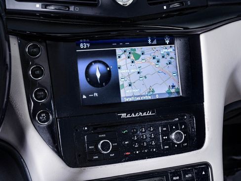 Used 2016 Maserati GranTurismo Sport image 24