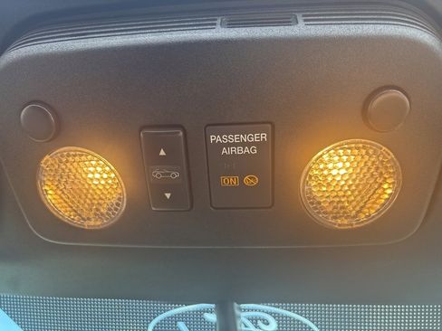 Used 2019 Ford Mustang Premium image 26