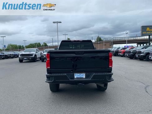 Used 2025 Chevrolet Silverado 2500 LTZ w/ Trail Boss Package AWD/4WD image 6