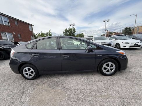 Used 2013 Toyota Prius Two FWD image 6