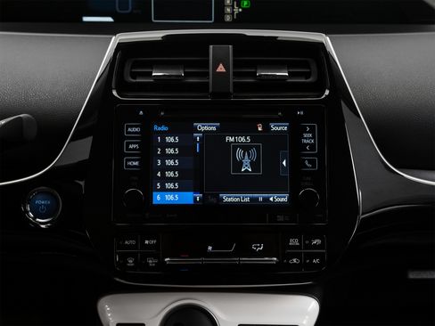 Used 2018 Toyota Prius Prime Advanced FWD image 18