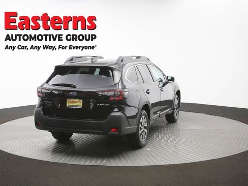 Used 2023 Subaru Outback Premium AWD/4WD image 39