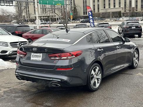 Used 2019 Kia Optima S image 2