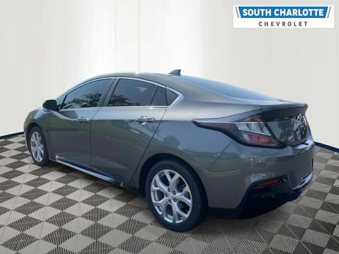 Used 2017 Chevrolet Volt Premier w/ Driver Confidence II Package FWD image 6