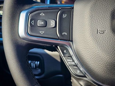 New 2026 RAM 1500 4x4 Crew Cab image 19