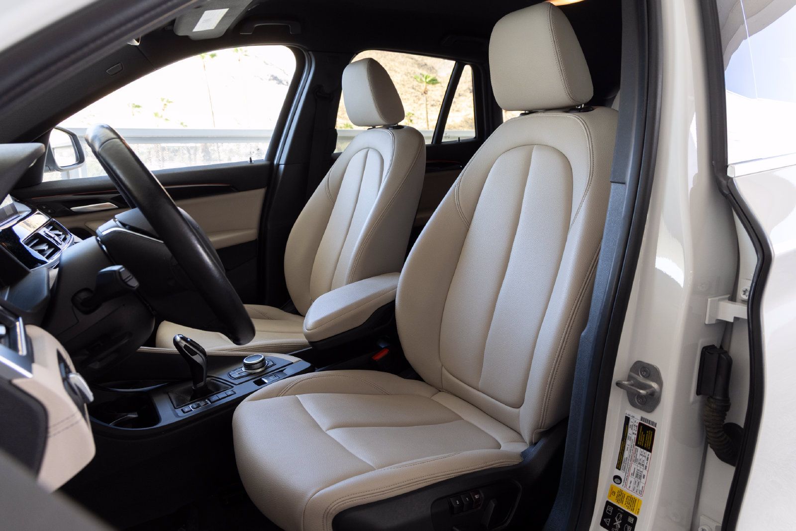Used 2021 BMW X1 xDrive28i AWD/4WD image 18