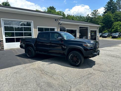 Used 2019 Toyota Tacoma TRD Pro image 3