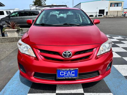 Used 2012 Toyota Corolla LE FWD image 8