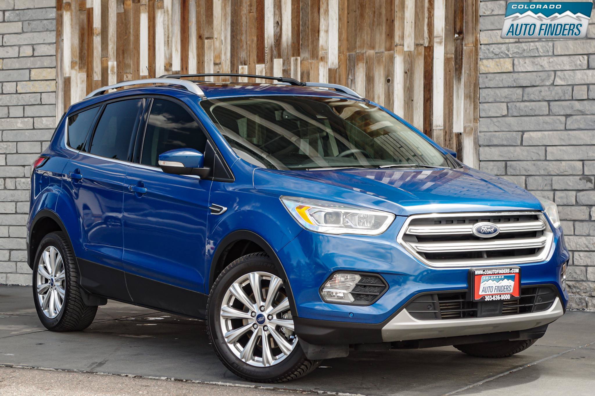 Used 2017 Ford Escape Titanium w/ Equipment Group 301A AWD/4WD image 9