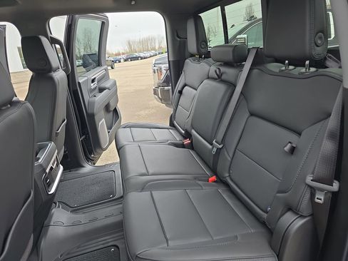 New 2026 GMC Sierra 2500 Denali w/ Denali Reserve Package AWD/4WD image 13
