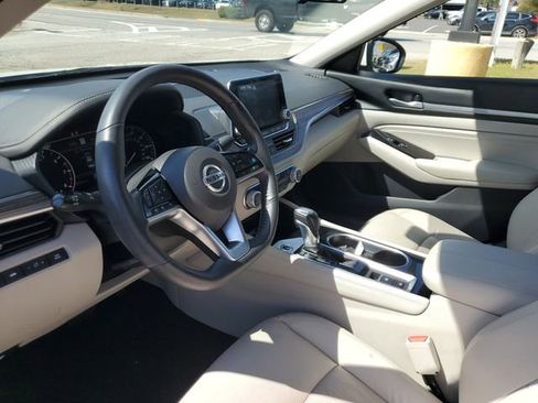 Used 2022 Nissan Altima 2.5 SL image 18