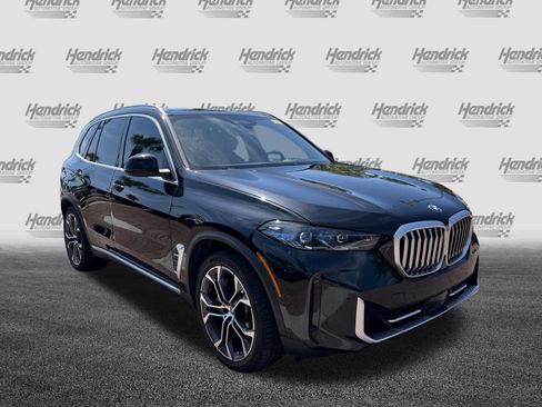 Used 2024 BMW X5 xDrive50e w/ Premium Package AWD/4WD image 2