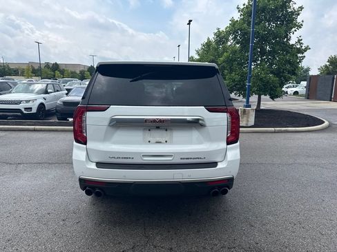 Used 2021 GMC Yukon Denali AWD/4WD image 6
