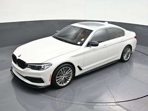 Used 2020 BMW 530i w/ Convenience Package RWD image 20