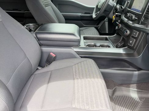Used 2021 Ford F150 XL w/ STX Appearance Package RWD image 9