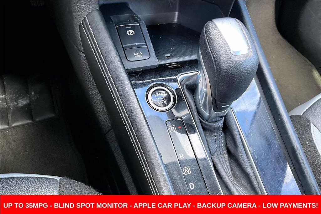 Used 2023 Nissan Kicks SR w/ SR Premium Package FWD image 17