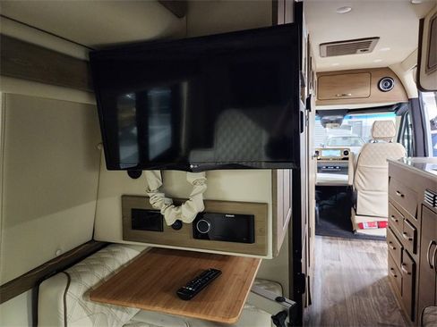 Used 2019 Mercedes-Benz Sprinter 170 image 30