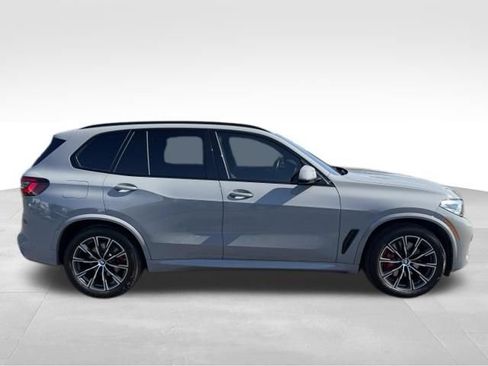 Used 2023 BMW X5 xDrive40i w/ M Sport Package AWD/4WD image 8