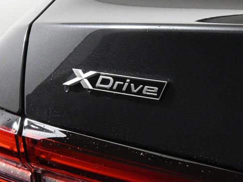 Used 2026 BMW 530i xDrive w/ Premium Package image 41