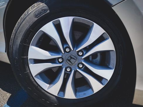 Used 2014 Honda Accord LX image 2