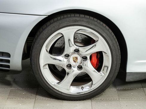 Used 2004 Porsche 911 Carrera 4S AWD/4WD image 26