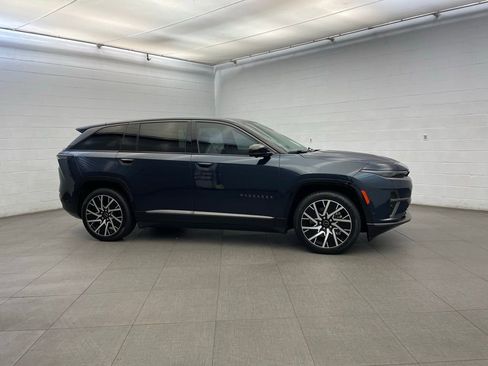 New 2025 Jeep Wagoneer S Limited AWD/4WD image 2