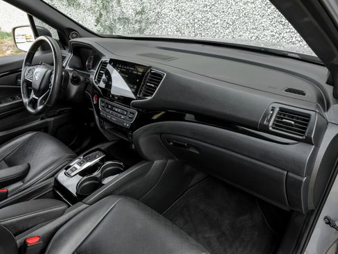 Used 2019 Honda Passport Touring image 13