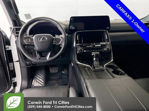 Used 2025 Lexus LX 600 4WD w/ Interior Upgrade Package image 26