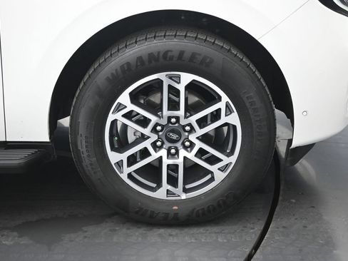 Certified 2025 Ford Expedition Max Active RWD image 27