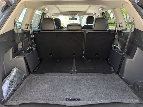 Certified 2024 Volkswagen Atlas SEL AWD/4WD image 18
