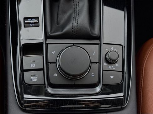 New 2025 MAZDA CX-30 Carbon image 29