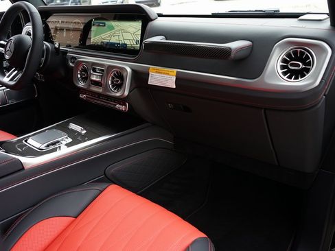 Used 2026 Mercedes-Benz G 63 AMG 4MATIC image 11