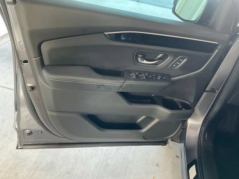 Certified 2025 Honda Pilot EX-L image 5