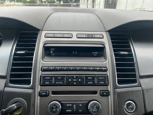 Used 2010 Ford Taurus SEL AWD/4WD image 11