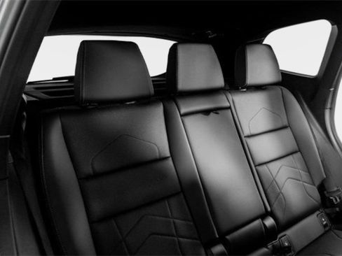 Used 2025 BMW X1 M35i image 30