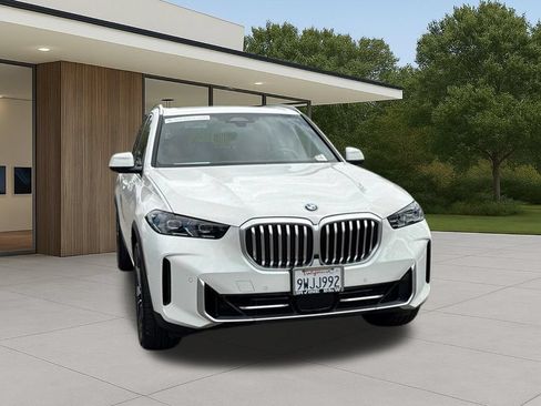 Used 2026 BMW X5 xDrive40i w/ Premium Package AWD/4WD image 5