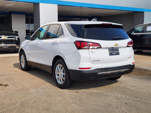 Used 2024 Chevrolet Equinox LT AWD/4WD image 8