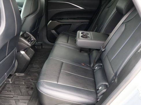 Used 2024 Cadillac Lyriq Sport RWD image 24
