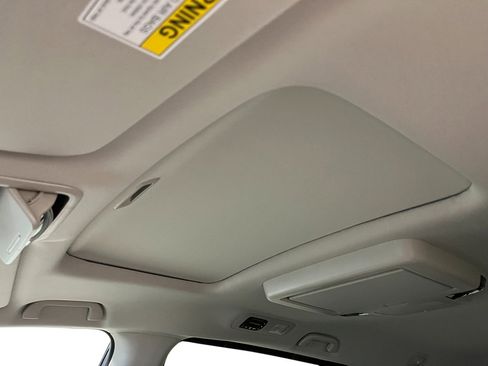 New 2026 Honda Odyssey Touring image 25