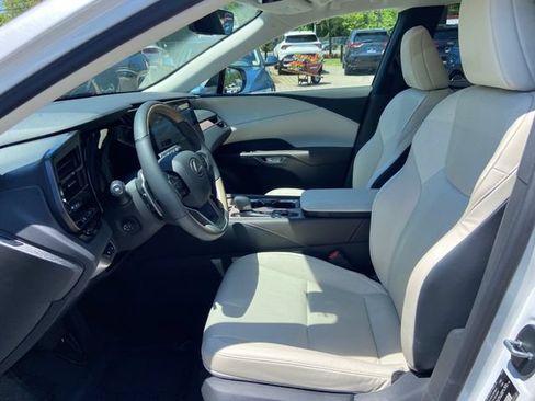 Certified 2023 Lexus RX 350 Premium w/ Cold Area Package AWD/4WD image 22