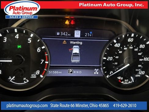 Used 2021 Nissan Titan SL w/ Moonroof Package image 18